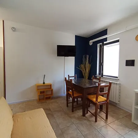 Ortacolorhome Bluehome-boleto Apartment Madonna Del Sasso